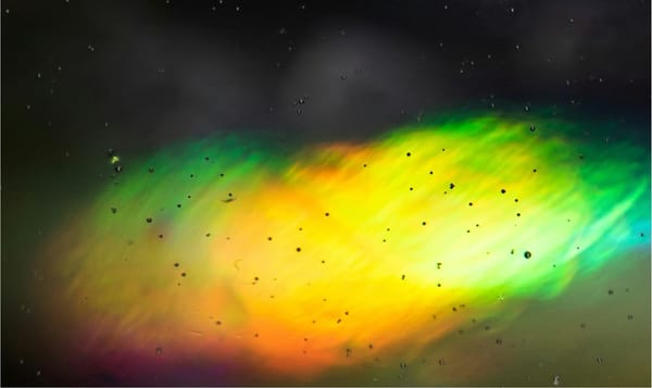 В небе только звезды? К сожалению, еще и космический мусор