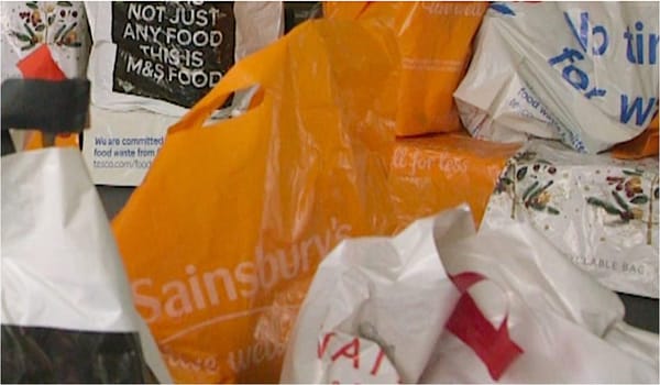 Британия на перепутье: сможет ли страна прекратить экспорт пластиковых отходов?